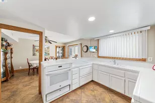 1622 Pegasus St, Newport Beach, CA 92660 - Photo 22