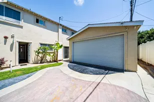 1622 Pegasus St, Newport Beach, CA 92660 - Photo 68