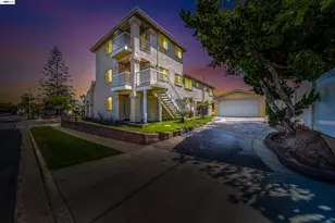 1622 Pegasus St, Newport Beach, CA 92660 - Photo 4
