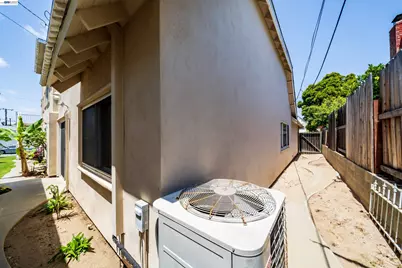 1622 Pegasus St, Newport Beach, CA 92660 - Photo 78