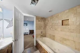 1622 Pegasus St, Newport Beach, CA 92660 - Photo 54