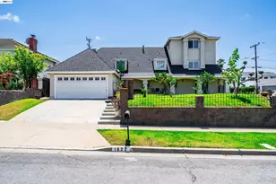 1622 Pegasus St, Newport Beach, CA 92660 - Photo 2