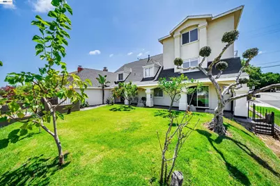 1622 Pegasus St, Newport Beach, CA 92660 - Photo 4