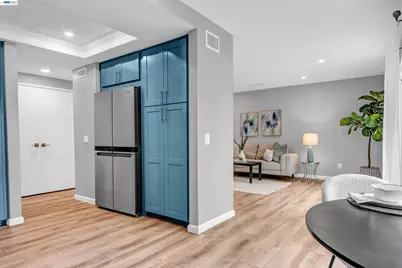 419 Tangelo, Irvine, CA 92618 - Photo 10