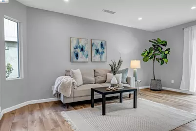419 Tangelo, Irvine, CA 92618 - Photo 16