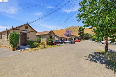 585 Old Canyon Rd, Fremont, CA 94536 - Photo 10