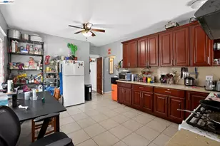 1810 Adeline St, Oakland, CA 94607 - Photo 22