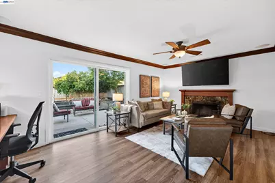 5684 Calpine Dr, San Jose, CA 95123 - Photo 22