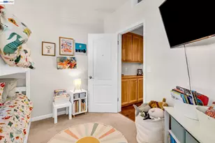 1473 Tucker St, Oakland, CA 94603 - Photo 26