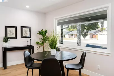 25589 Belhaven St, Hayward, CA 94545 - Photo 14