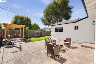 25589 Belhaven St, Hayward, CA 94545 - Photo 32