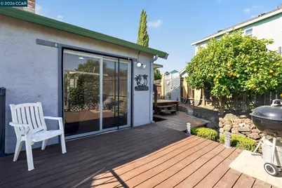550 Lori Dr, Benicia, CA 94510 - Photo 36