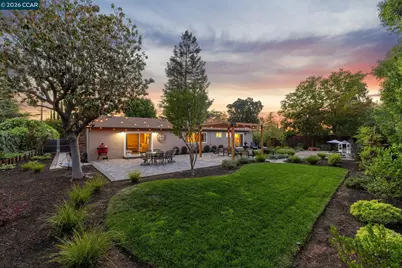 978 Kenston Dr, Clayton, CA 94517 - Photo 38