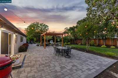 978 Kenston Dr, Clayton, CA 94517 - Photo 36