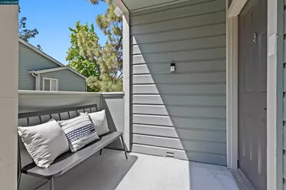760 Canyon Oaks Dr #H, Oakland, CA 94605 - Photo 30