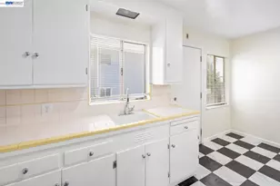 4144 Masterson St, Oakland, CA 94619 - Photo 26