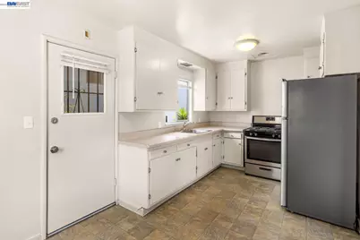 4144 Masterson St, Oakland, CA 94619 - Photo 44