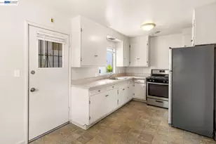 4144 Masterson St, Oakland, CA 94619 - Photo 44