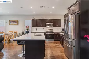 910 Fargo St, Stockton, CA 95204 - Photo 8