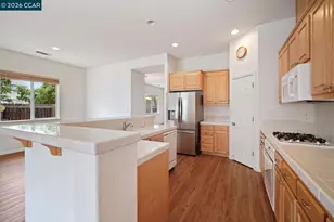 112 Matisse Dr, Oakley, CA 94561 - Photo 8