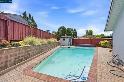 2571 Francis Dr, Pinole, CA 94564 - Photo 34