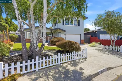 2571 Francis Dr, Pinole, CA 94564 - Photo 2