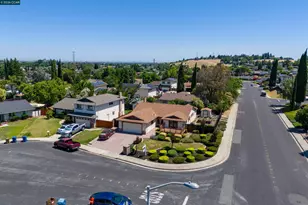 2300 Wildwood Ct, Antioch, CA 94509 - Photo 6
