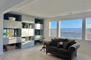 27151 Backdrop Ln, Valencia (santa Clarita), CA 91381 - Photo 12