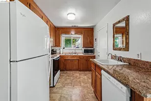 3193 Hosie Ave, Byron, CA 94514 - Photo 10