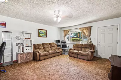 3193 Hosie Ave, Byron, CA 94514 - Photo 6