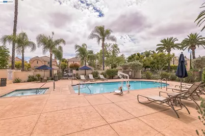 215 Majorca Dr, San Ramon, CA 94582 - Photo 50