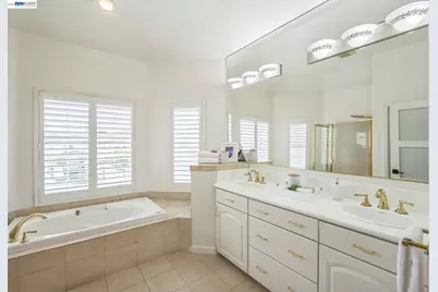 215 Majorca Dr, San Ramon, CA 94582 - Photo 30