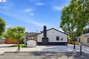 753 Sycamore Rd, Pleasanton, CA 94566 - Photo 2