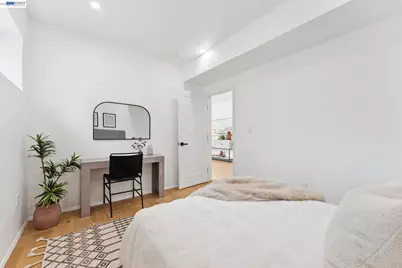 546 Weldon Ave, Oakland, CA 94610 - Photo 8