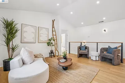 546 Weldon Ave, Oakland, CA 94610 - Photo 14