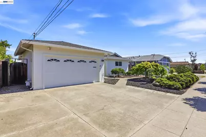 2339 Belvedere Ave, San Leandro, CA 94577 - Photo 2