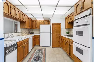 156 Mecartney Rd, Alameda, CA 94502 - Photo 18