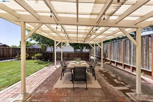 156 Mecartney Rd, Alameda, CA 94502 - Photo 48