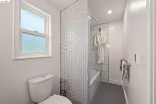 2647 Monterey Blvd, Oakland, CA 94602 - Photo 22