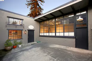 2946 MacArthur Blvd, Oakland, CA 94602 - Photo 1