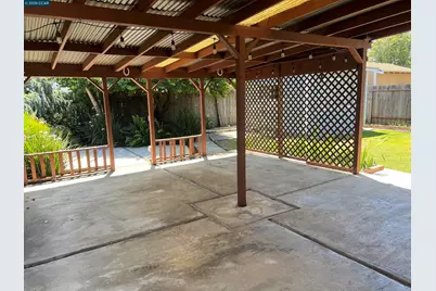 642 Via Alamo, San Lorenzo, CA 94580 - Photo 20