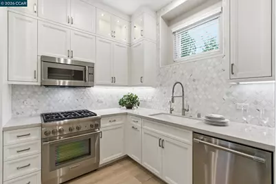90 Woodbury Highlands Place #10, Lafayette, CA 94549 - Photo 12