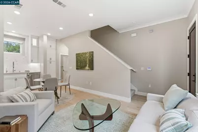 90 Woodbury Highlands Place #10, Lafayette, CA 94549 - Photo 8