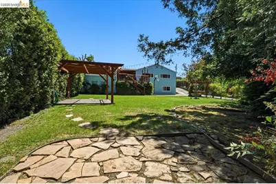 19609 Fern Way, Castro Valley, CA 94546 - Photo 58