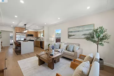 30806 Vallejo St, Union City, CA 94587 - Photo 18