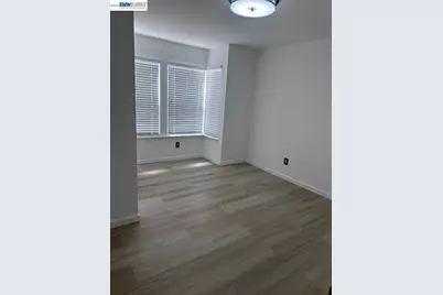 1021 Santa Ines Ct, Oakland, CA 94601 - Photo 2