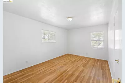 15138 Hiawatha St, Los Angeles, CA 91345 - Photo 32