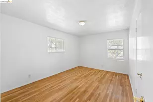 15138 Hiawatha St, Los Angeles, CA 91345 - Photo 32