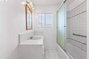 15138 Hiawatha St, Los Angeles, CA 91345 - Photo 40