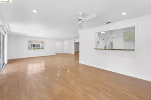 15138 Hiawatha St, Los Angeles, CA 91345 - Photo 20